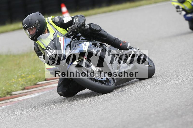 Archiv-2025/22 06.06.2025 DISCOVER the BIKE ADR/Race 3 rot/70